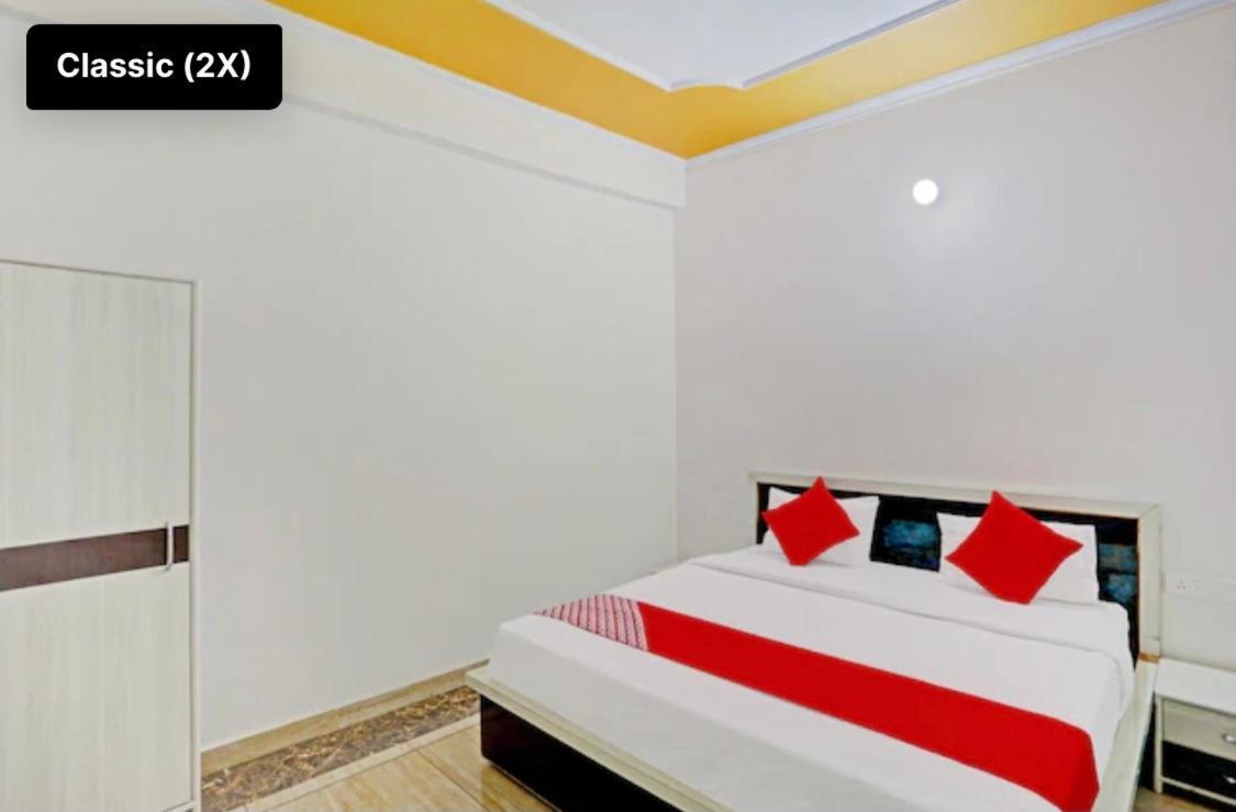 Hotel Nk Guesthouse アーグラ エクステリア 写真