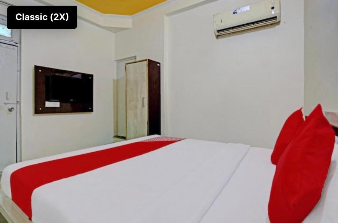 Hotel Nk Guesthouse アーグラ エクステリア 写真